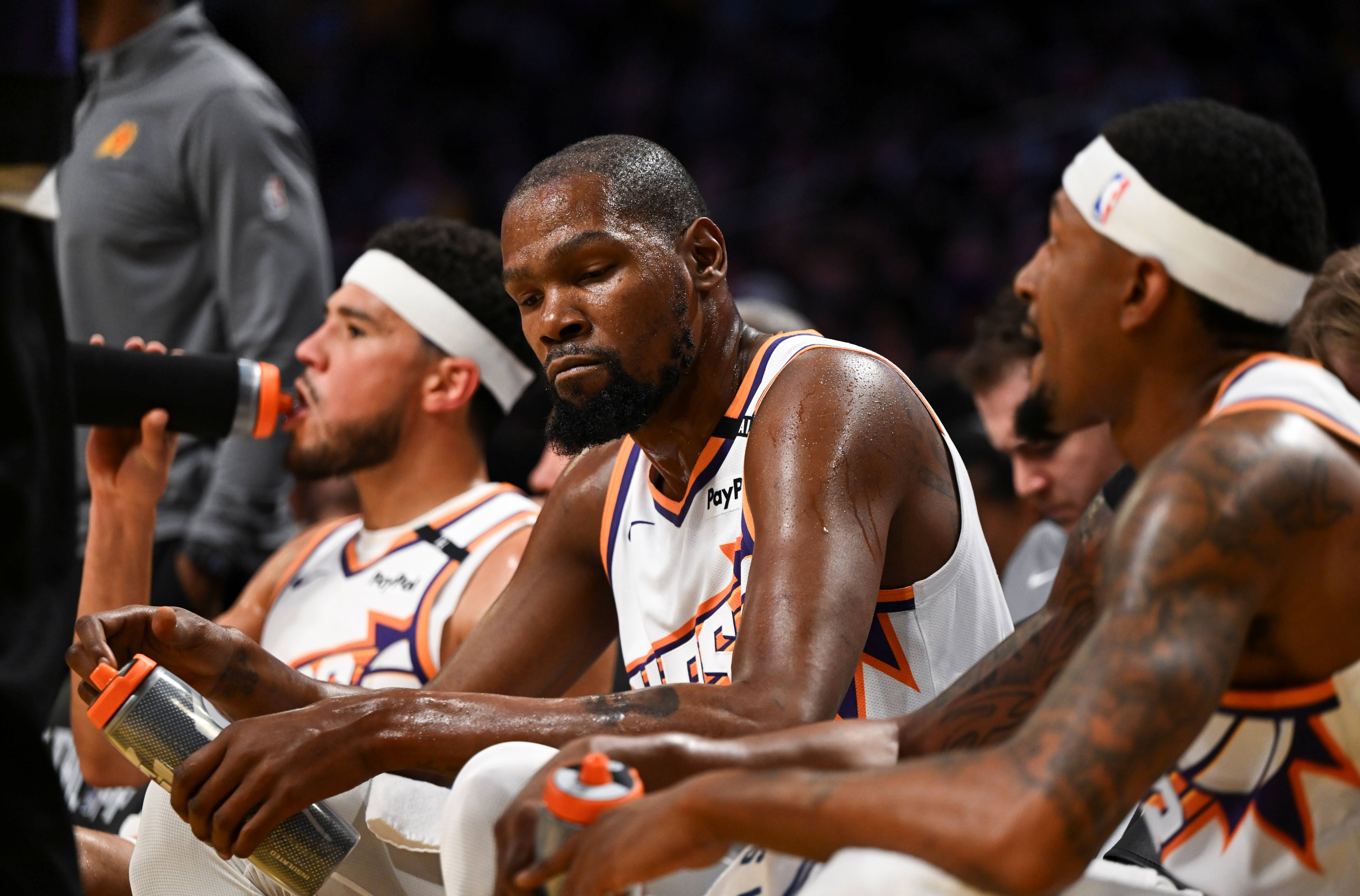 NBA季后赛赛程吃紧，休斯敦火箭赛前远射贴柱，震撼外界，年轻球员得到机会的简单介绍-天博体育